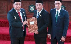 DPRD Takalar Serahkan 32 Rekomendasi LKPJ 2025, Infrastruktur dan Layanan Kesehatan Jadi Prioritas