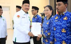 Penyerahan SK Redistribusi PPPK, 66 ASN Kemenag Sulsel Terima Penugasan Baru