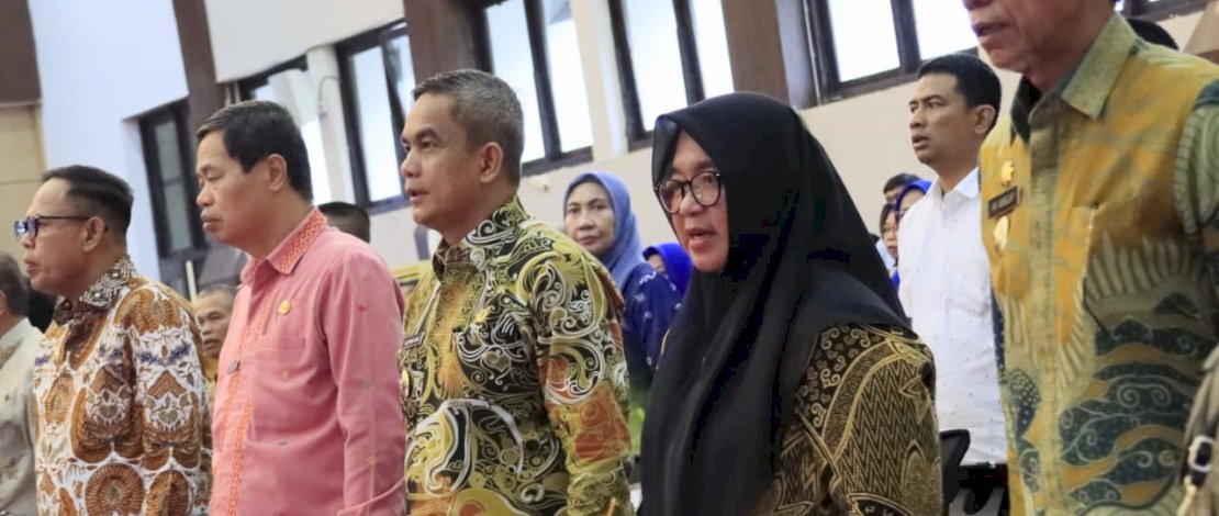 Wabup Puspawati Husler mengikuti High Level Meeting Tim Pengendalian Inflasi Daerah Sulsel Periode Mei 2026 yang digelar oleh Pemerintah Provinsi Sulsel, Kamis, 7 Mei 2026.


