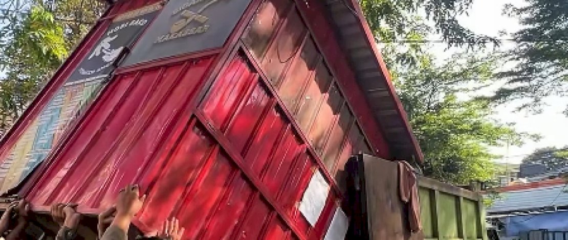 Tertibkan Lapak PK5 di Trotoar, Lurah Maloku: Kembalikan Fungsi Ruang Pejalan Kaki