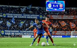 Persaingan Takhta BRI Super League: Persib dan Borneo FC Berbagi Puncak