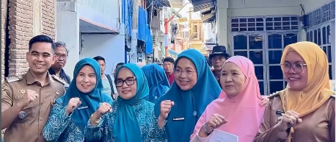 Wujudkan Kemandirian Pangan dari Pekarangan, Ketua TP PKK Kota Makassar Tinjau Kebun &lsquo;Aku Hatinya PKK&rsquo; di Pisang Utara