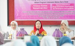 Peringati HUT IBI ke-75, Ketua TP PKK Bantaeng Buka Bakti Sosial Pelayanan KB Serentak di Puskesmas Kassi-Kassi