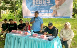 Asyari Abdullah Serahkan Bantuan Pembangunan Masjid Saat Reses di Lappa Anging