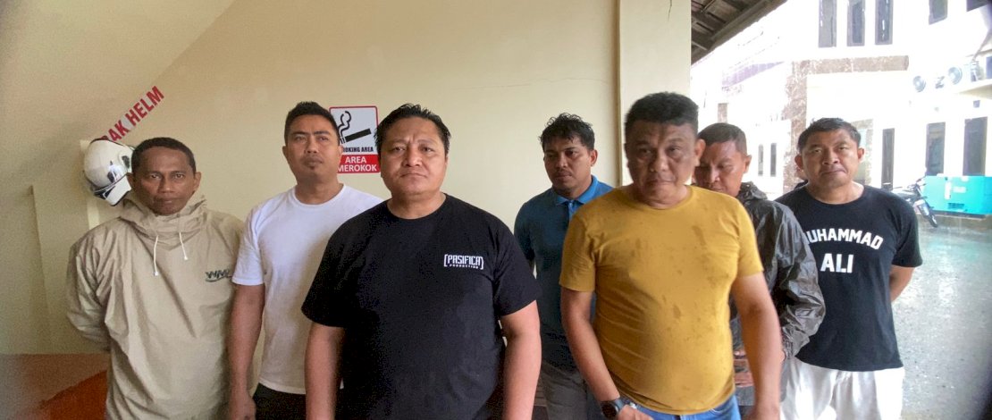 Kapolres Selayar AKBP Didid Imawan saat memberikan keterangan terkait penangkapan dua DPO curanmor.