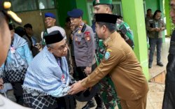 Tasming Hamid Lepas 92 Jamaah Haji Parepare, Pesan Jaga Fokus Ibadah di Tanah Suci