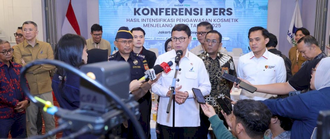 Kepala Badan Pengawas Obat dan Makanan Republik Indonesia (BPOM RI), Taruna Ikrar