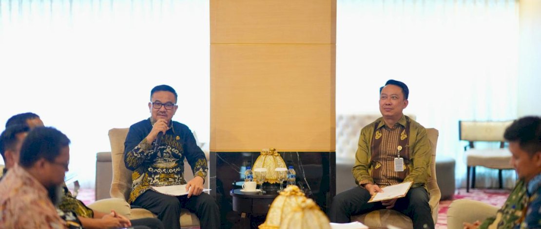 Sekretaris Daerah Provinsi Sulsel, Jufri Rahman, menghadiri Exit Meeting Badan Pemeriksa Keuangan (BPK) yang digelar di Baruga Lounge Kantor Gubernur Sulsel, Kamis, 21 Mei 2026.