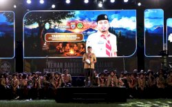 Tasming Hamid Kobarkan Semangat Generasi Muda di Perkemahan Bangkit Penggalang 2026