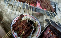 Tips Bakar Sate Bebas Senyawa Pemicu Kanker ala Menkes Budi Sadikin