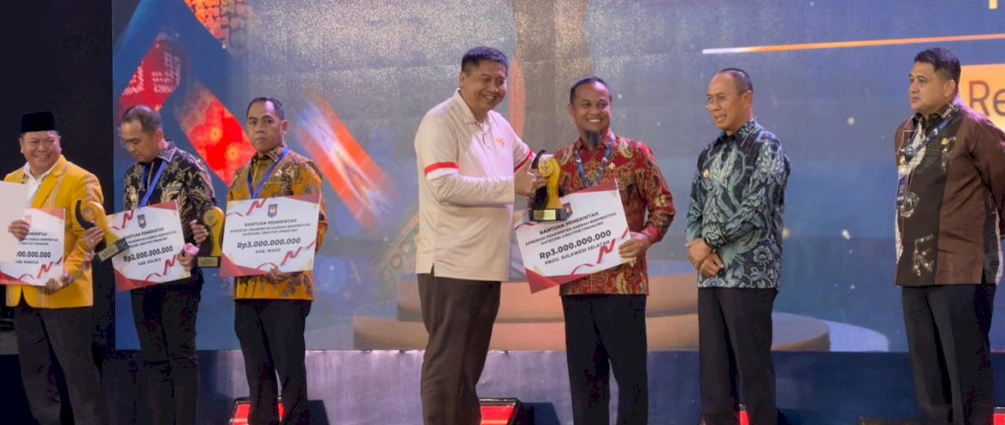Gubernur Sulsel Terima Penghargaan Provinsi Terbaik 1 Creative Financing Regional Sulawesi 2026 