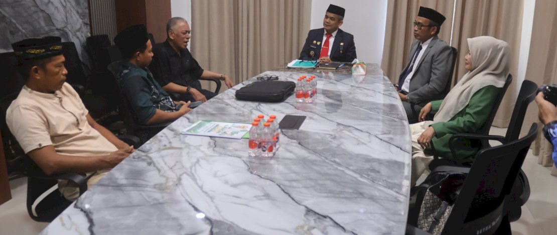 Wabup Pinrang Soroti Peran Strategis Pesantren dalam Mencetak Generasi Berkarakter