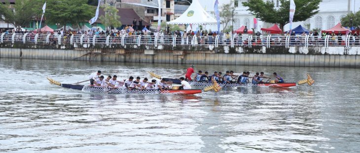 Lomba Balap Perahu Naga Luwu Timur Sukses Digelar, Juara Dapat Bonus dari Bupati