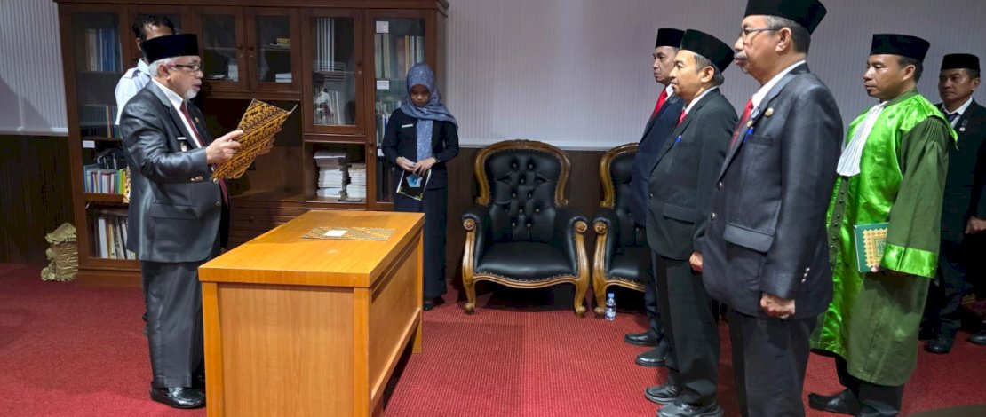 Wakil Bupati Bantaeng, Sahabuddin, melantik Muh Rivai Nur sebagai Kepala Badan Pendapatan Daerah (Bapenda), di Kantor Bupati Bantaeng, Rabu, 3 Juni 2026.