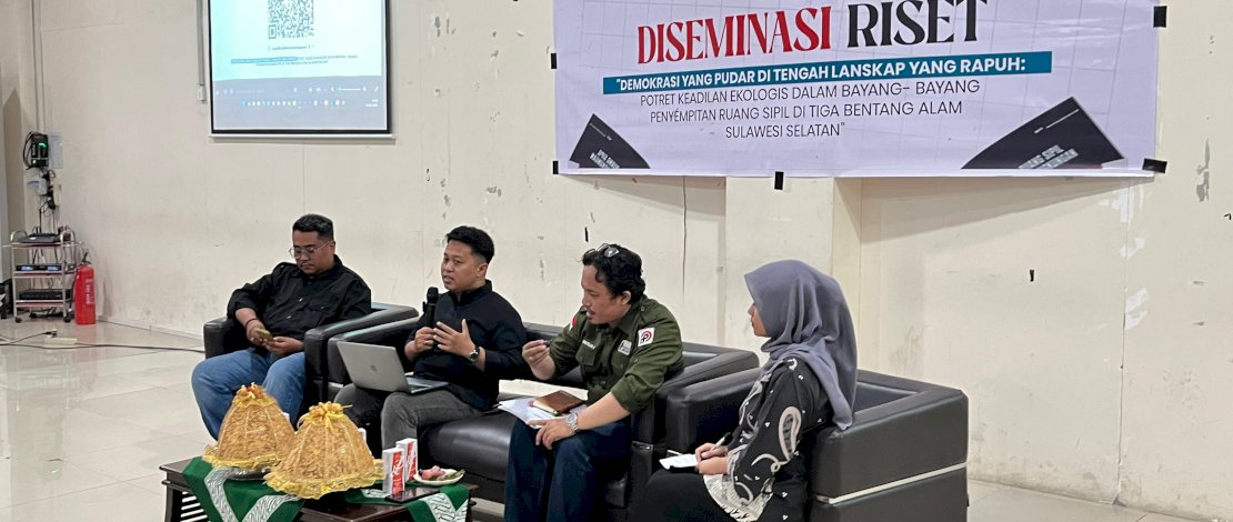 Diseminasi riset berjudul "Demokrasi yang Pudar di Tengah Lanskap yang Rapuh: Potret Keadilan Ekologis dalam Bayang-Bayang Penyempitan Ruang Sipil di Tiga Bentang Alam Sulawesi Selatan", yang dirilis Wahana Lingkungan Hidup Indonesia (WALHI) Sulsel, di Balai Sidang Universitas Muhammadiyah Makassar, Jumat, 5 Juni 2026.