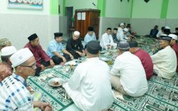 Tasming Hamid Tutup Pekan Terakhir Ramadan dengan Safari dan Bantuan untuk Masjid di Bacukiki
