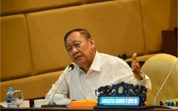 Raker Bersama Menhub, Hamka B Kady Ingatkan Pentingnya Penguatan Sistem Pengendalian Internal