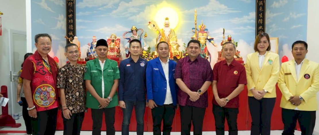 Wali Kota Makassar, Munafri Arifuddin, meresmikan Tempat Ibadah Tridharma (TITD) Ji Li Gong, Gedung Yayasan Dewa Makmur Sentosa,  di Jalan Gunung Lokon, Kelurahan Lariang Bangi, Kecamatan Ujung Pandang, Minggu, 7 Juni 2026.

