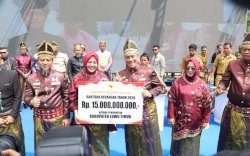 HUT ke-23 Luwu Timur Bertabur Kado Istimewa, Bantuan Pertanian dari Mentan Hingga Dukungan Anggaran Rp15 Miliar dari Gubernur Sulsel