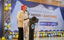 Bupati Apresiasi Penamatan Siswa SMP Negeri 1 Bantaeng, Dorong Generasi Muda Terus Berprestasi