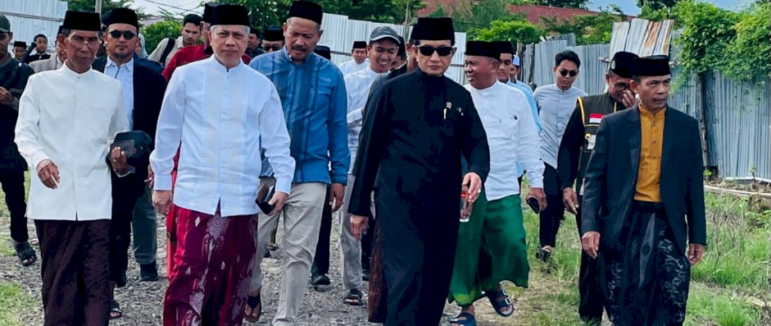 Kepala Kantor Wilayah Kemenag Sulawesi Selatan, Ali Yafid, mendampingi kunjungan Menteri Agama RI sekaligus Ketua Umum Pengurus Pusat Pondok Pesantren As&rsquo;adiyah, AG. Prof. Dr. Nasaruddin Umar, di Kampus III As&rsquo;adiyah Macanang, Kabupaten Wajo, Jumat, 12 Juni 2026.