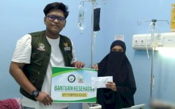 Gubernur Sulsel Salurkan Bantuan Pengobatan untuk Balkis, Remaja Asal Bantaeng Penderita Kerongkongan 
