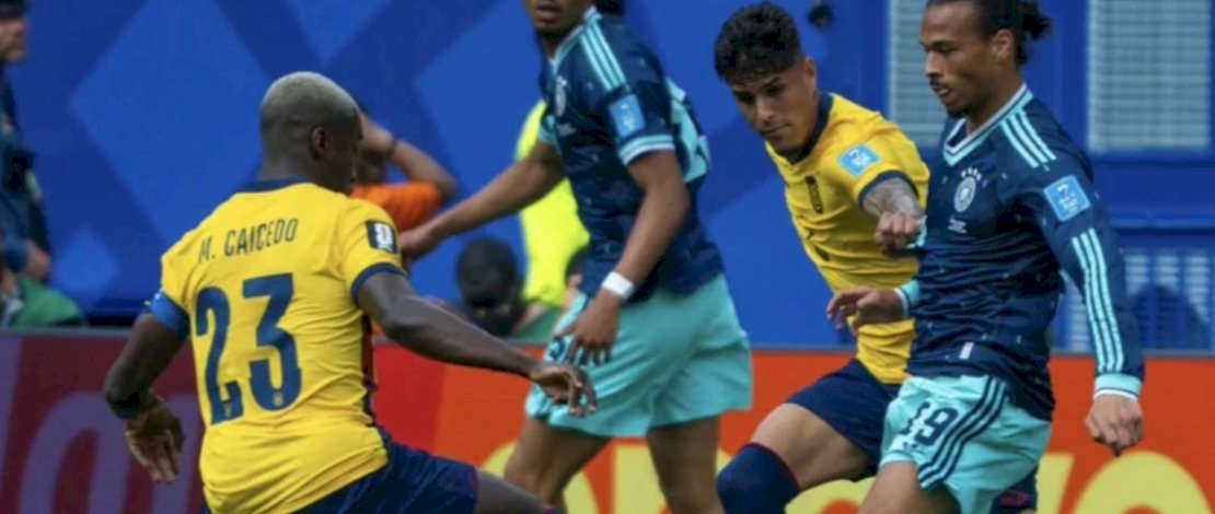 Ekuador memberikan kejutan melalui penampilan apiknya melawan Jerman, Jumat, 26 Juni 2026. Ekuador memastikan tiket 32 besar Piala Dunia 2026, usai mengalahkan Jerman 2-1.
