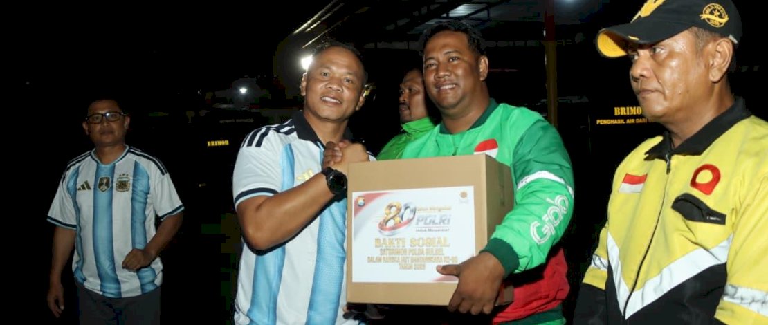 Nobar Piala Dunia Berbalut Kepedulian, Satbrimob Polda Sulsel Hadirkan Semangat Hari Bhayangkara ke-80
