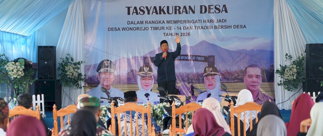 Bupati Luwu Timur Irwan Bachri Syam menghadiri puncak peringatan Hari Jadi ke-14 Desa Wonorejo Timur yang dirangkaikan dengan tradisi Hari Bersih Desa di Kecamatan Mangkutana, Minggu, 28 Juni 2026.