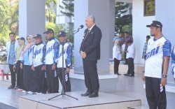 Bupati Pinrang Lepas Kontingen Porseni PGRI, Dorong Guru Jadi Motor Penggerak Pendidikan Berkualitas