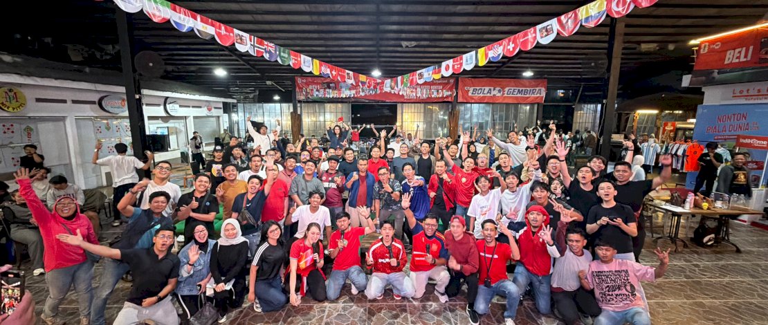 Telkomsel Bawa Euforia Piala Dunia 2026 ke Makassar, Nobar Bola Gembira MAXStream TV Diserbu Pecinta Sepak Bola