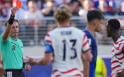 Kontroversi Piala Dunia 2026: FIFA Batalkan Sanksi Kartu Merah Folarin Balogun Usai Telepon dari Donald Trump