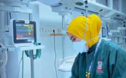 Dedikasi Tanpa Henti Tim RICU RSUD Daya, Menjaga Harapan Pasien Kritis di Setiap Detik Perawatan