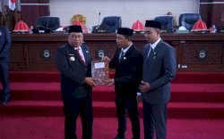 Pemkab Takalar Serahkan Ranperda APBD 2025, Bupati: WTP Harus Diiringi Peningkatan Kinerja