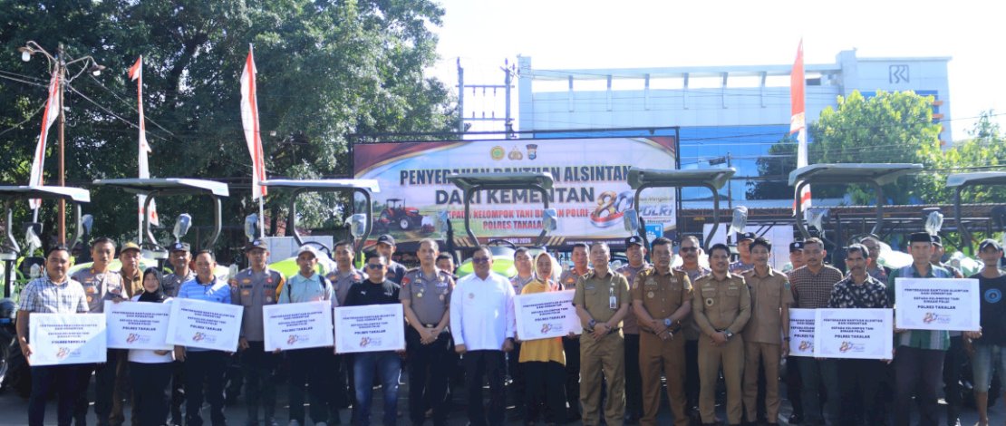 Sinergi Pemkab, Kementan, dan Polri Perkuat Modernisasi Pertanian di Takalar, Petani Terima 13 Unit Alsintan