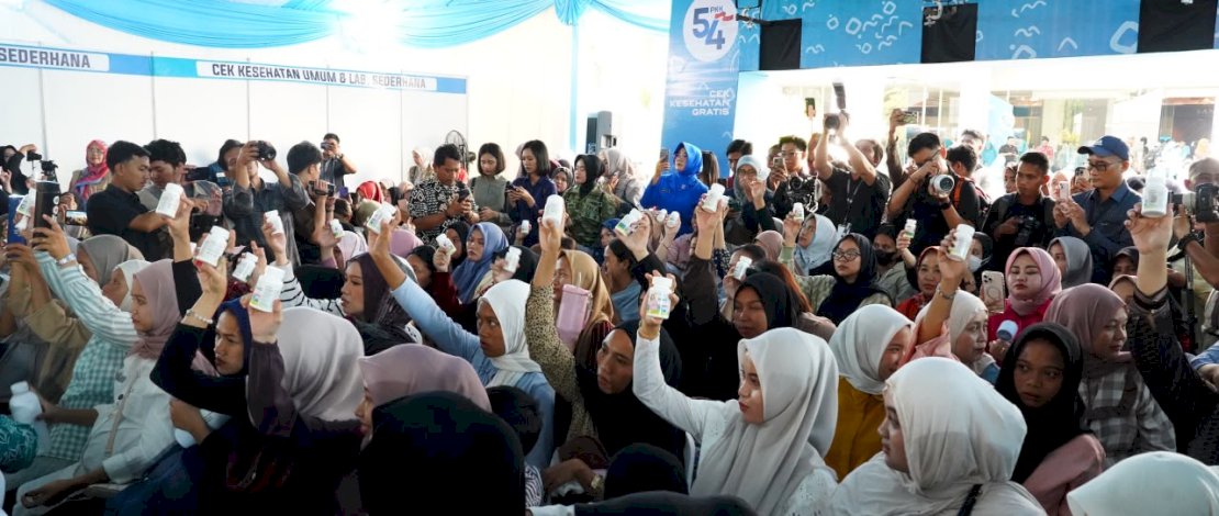 Gerakan Minum MMS Serentak bagi 54.000 Ibu Hamil Jadi Momentum Hari Kesatuan Gerak PKK ke-54 dan Hari Dekranas ke-46 di Sulsel