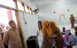 Munafri Arifuddin Antar Putrinya di Hari Pertama Sekolah, Lanjut Pantau MPLS 2026 di Makassar