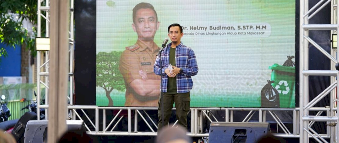 Kepala Dinas Lingkungan Hidup Kota Makassar, Dr. Helmy Budiman