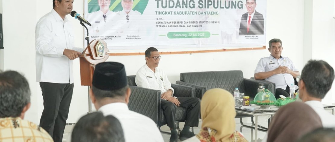 Musyawarah Tudang Sipulung Tingkat Kabupaten Bantaeng dalam rangka persiapan musim tanam Tahun 2027, yang berlangsung di Aula Lantai 3 Kantor Dinas Perpustakaan dan Kearsipan Kabupaten Bantaeng, Rabu, 22 Juli 2026 lalu.
