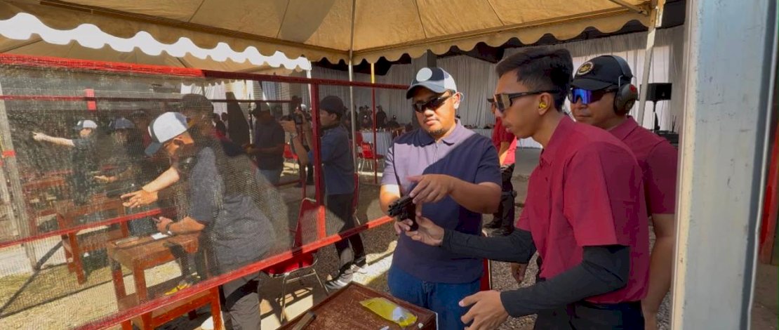 Bangun Kebersamaan Lewat Olahraga, Satbrimob Polda Sulsel dan BI Gelar Lomba Menembak Presisi