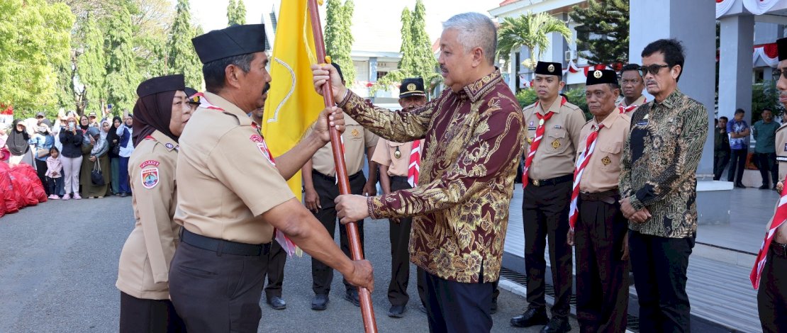 Bupati Pinrang Lepas Kontingen Pramuka Menuju Jambore Nasional XII