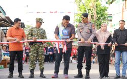 Sambut HUT RI ke-81, Bupati Bantaeng Resmikan Gapura Kampung Bissampole