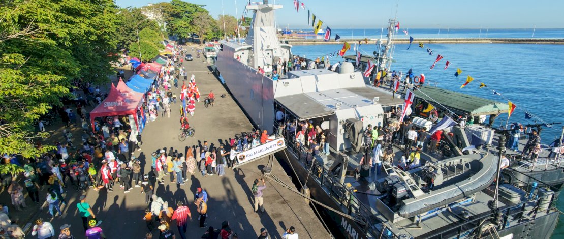 Pangkalan TNI AL di Makassar Jadi Lautan Manusia, NBOD 2026 Suguhkan Atraksi Sukhoi hingga KRI Golok