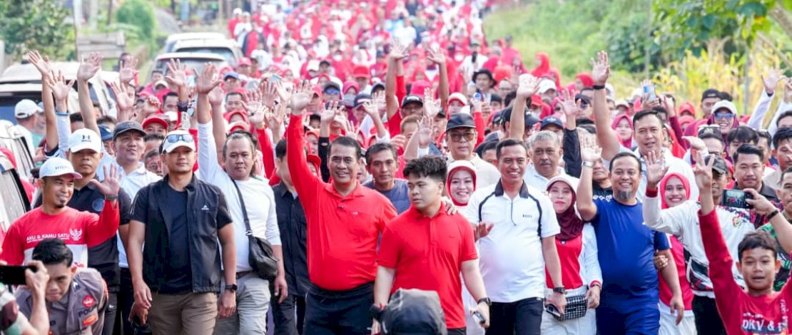 Hari Pramuka ke-65 di Bone, Gubernur Sulsel dan Mentan RI Lepas Ribuan Peserta Jalan Sehat