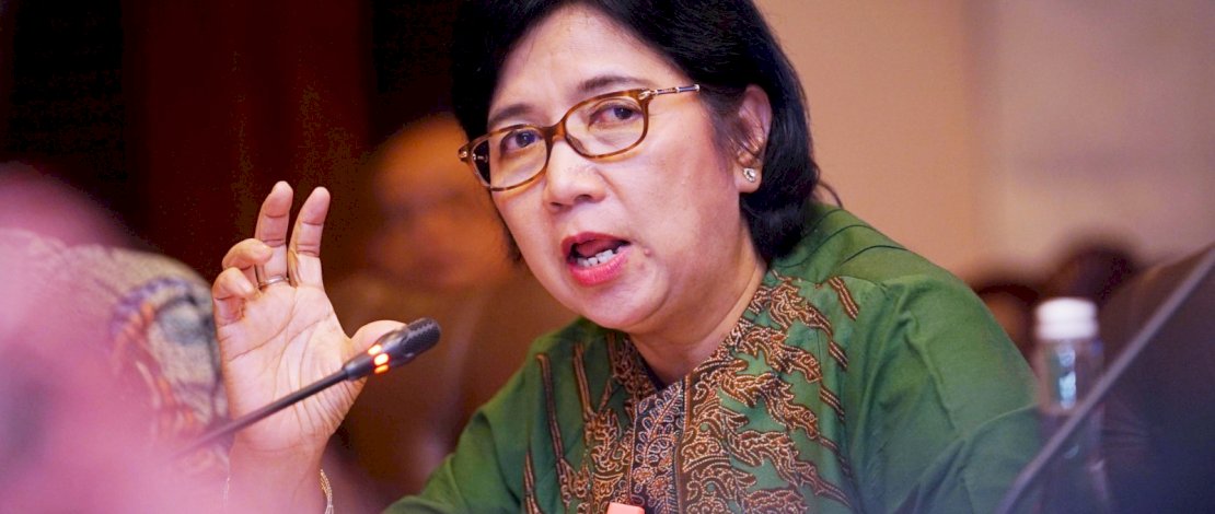 Destry Damayanti 