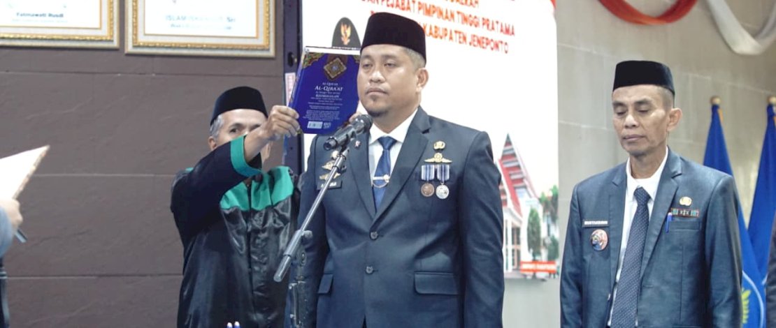 Bupati Jeneponto Paris Yasir, resmi melantik Aspa Muji, sebagai Sekretaris Daerah Kabupaten Jeneponto, Senin, 10 Agustus 2026.