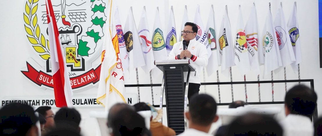 Ketua KONI Sulsel, Darmawangsyah Muin
