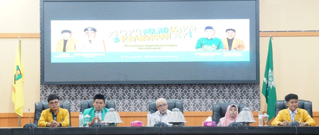 Wakil Bupati Bantaeng, Sahabuddin, menghadiri sekaligus membuka acara resepsi Milad ke-65 Ikatan Pelajar Muhammadiyah (IPM) dan pembukaan PFPI dengan tema Resonansi Algoritma Pelajar Berdampak, di Ruang Pola Kantor Bupati Bantaeng, Rabu, 12 Agustus 2026.