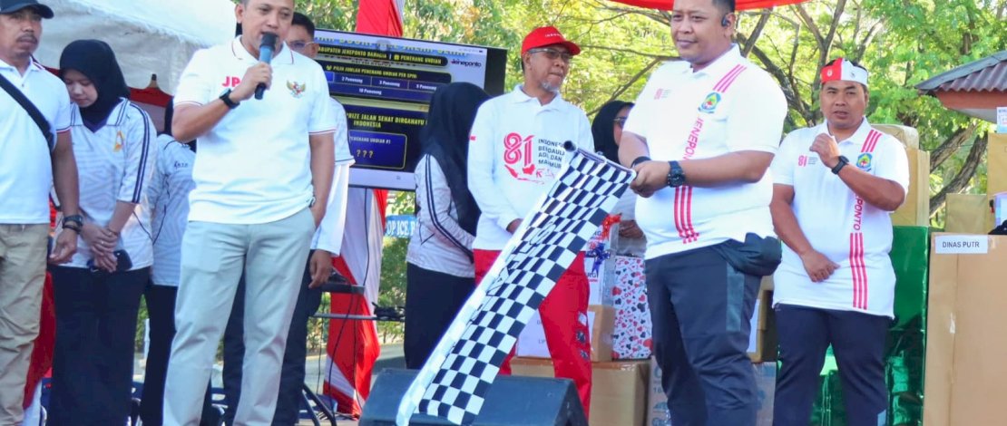Jalan Sehat Bahagia Meriahkan HUT ke-81 RI, Bupati Jeneponto Ajak Warga Perkuat Kebersamaan