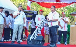 Jalan Sehat Bahagia Meriahkan HUT ke-81 RI, Bupati Jeneponto Ajak Warga Perkuat Kebersamaan
